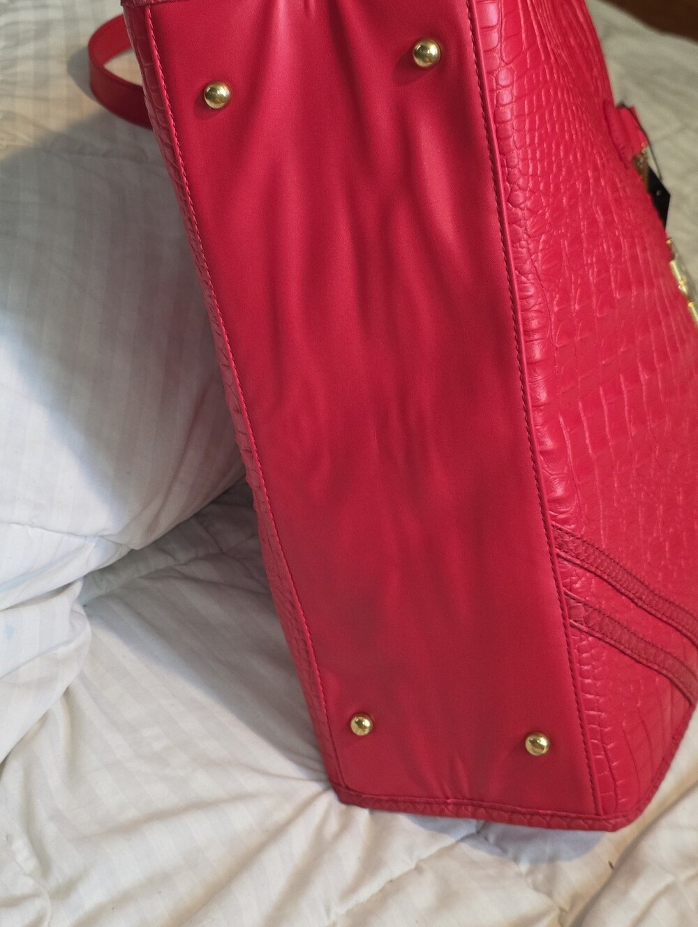 Bright Red Croc-Embossed Tote - Picture 5 of 10